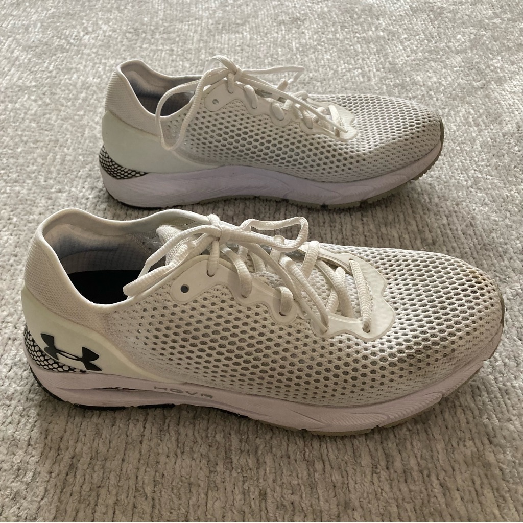 Under Armour Hovr Sonic 4 White Running Shoes Size 8.5 Neutral Cushioning